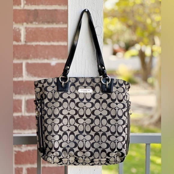 Coach Handbags - Authentic Coach Bag